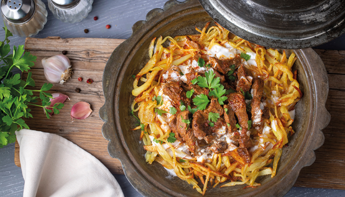Authentic Turkish Çökertme Kebab Recipe – Bodrum Style Crispy Fries with Beef Strips